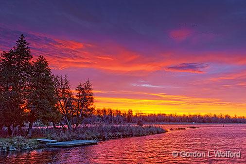 Rideau Canal Sunrise_31130-3.jpg - Photographed along the Rideau Canal Waterway at Kilmarnock, Ontario, Canada.